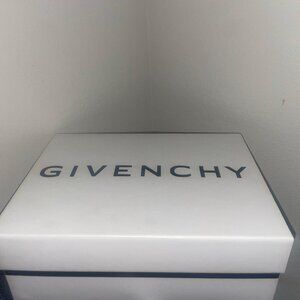 Givenchy women's Logo Silver Urban Street Sneakers